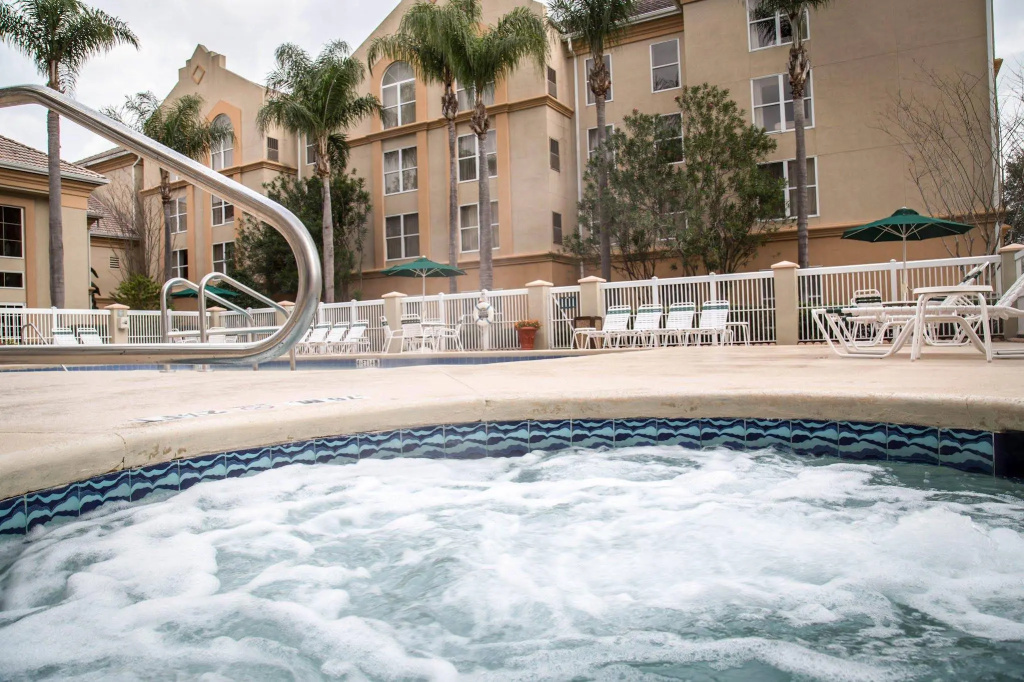 Montreal Suites Orlando