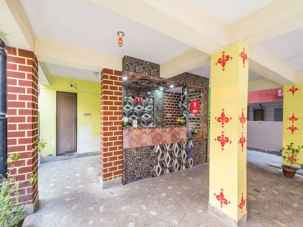 OYO 10919 Amar Raj Rooms
