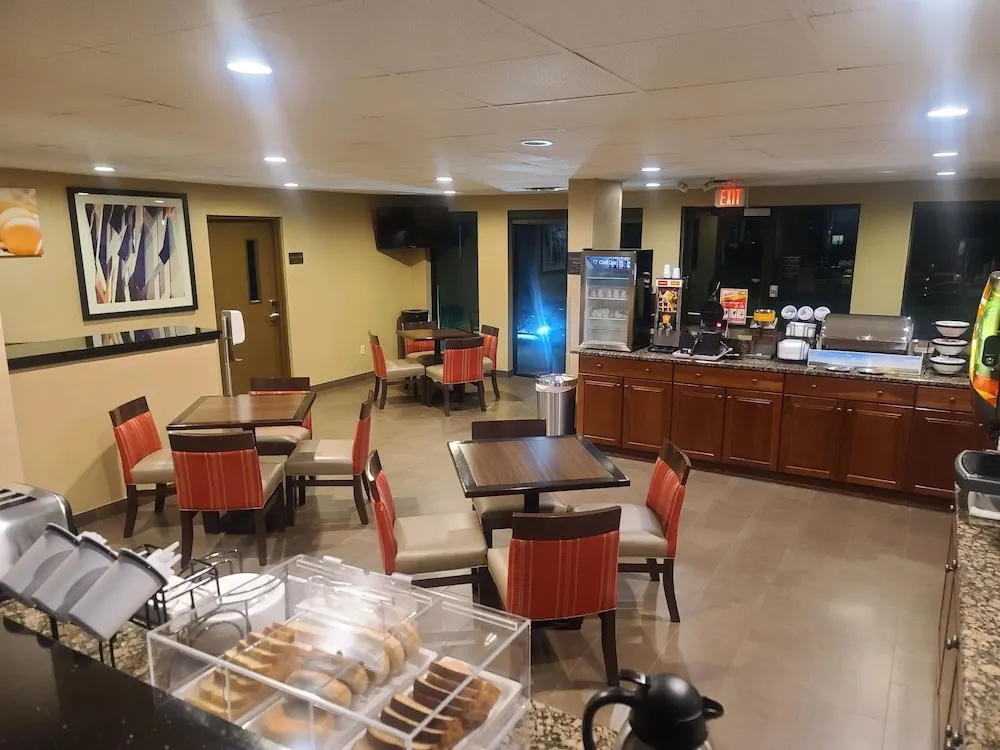 Comfort Inn And Suites