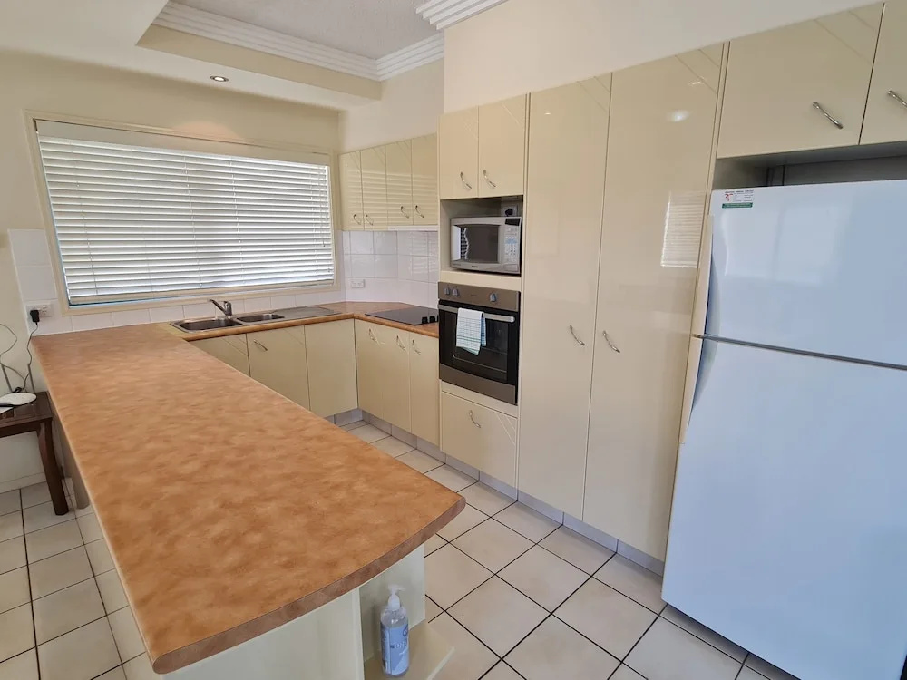 Sunshine Towers Boutique Apartments