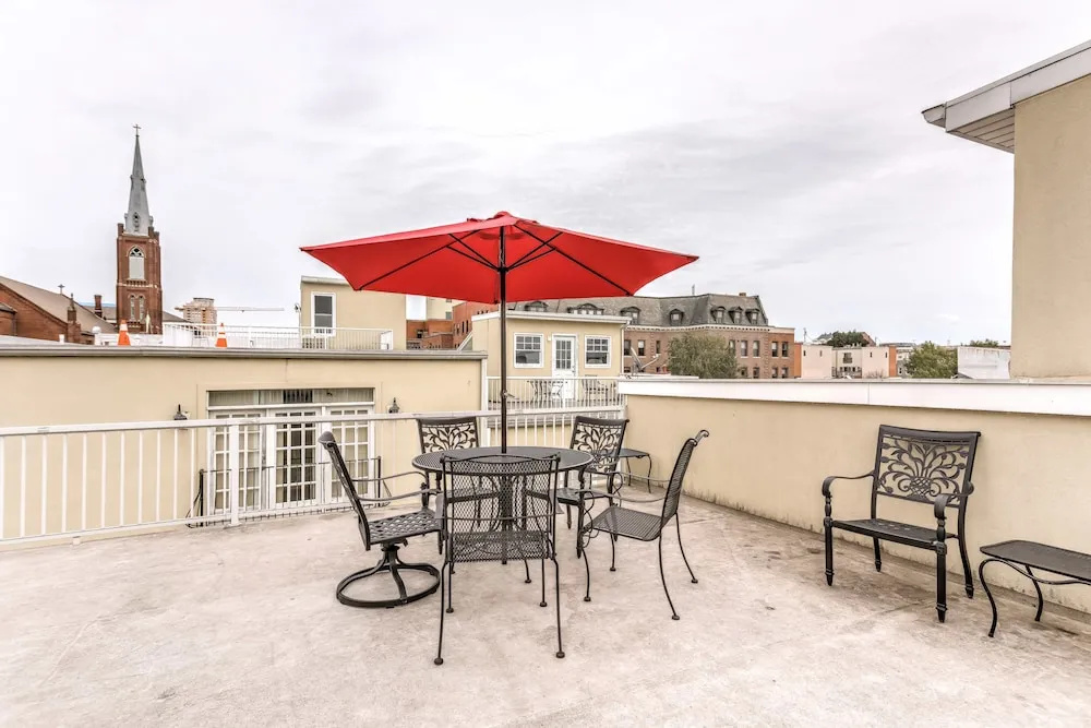 Upscale Home Near Harbor W/2cargarage&rooftopdeck