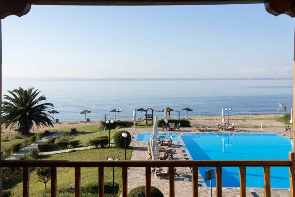 Alkinoos Beach Hotel