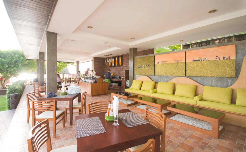 PP Nice Beach Resort