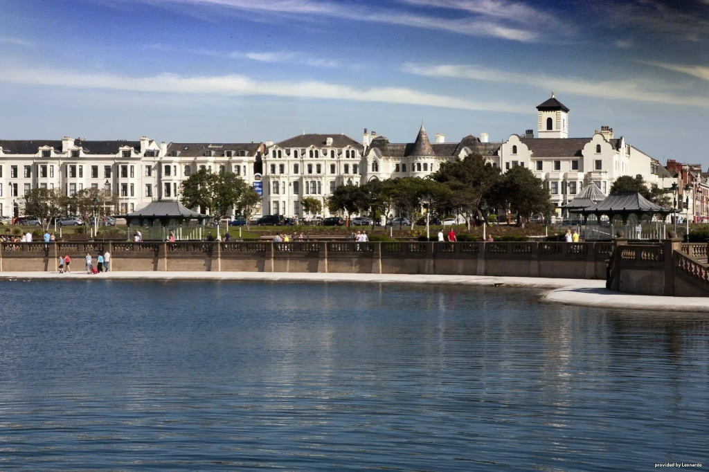 Royal Clifton Hotel