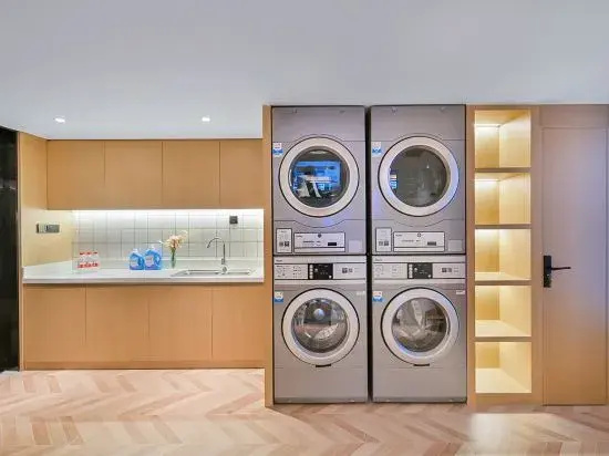 Country Inn & Suites by Radisson, Tianjin Fifth Avenue Xiaobailou Metro Station