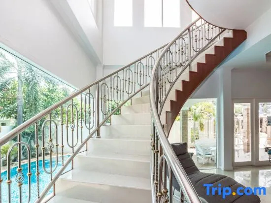 TEWAREE VILLA - PATTAYA HOLIDAY HOUSE WALKING STREET 4 bedrooms