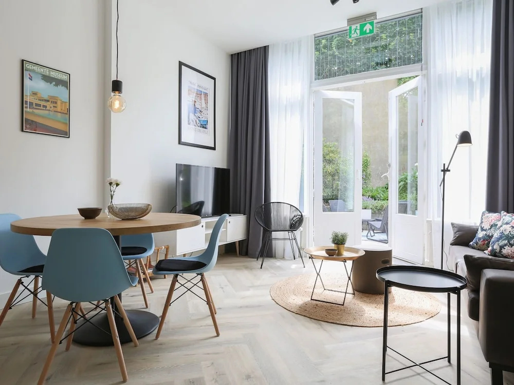 Chic Holiday Home in Scheveningen With Garden