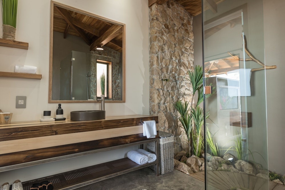 Vista del Alma Boutique - Adult Only
