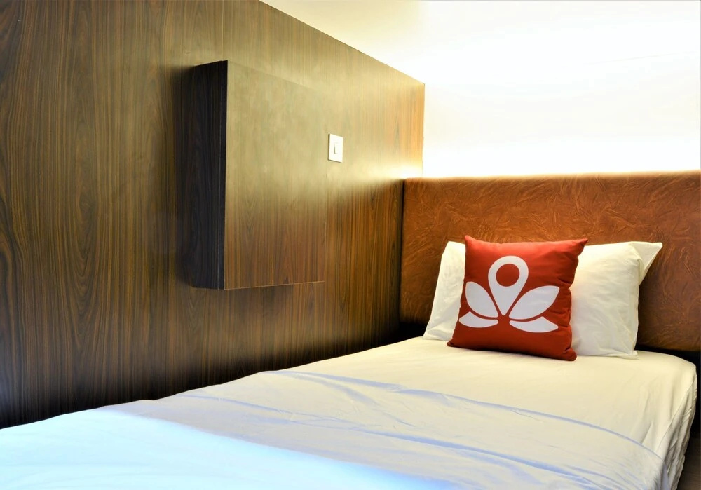 ZEN Rooms Duta Merlin