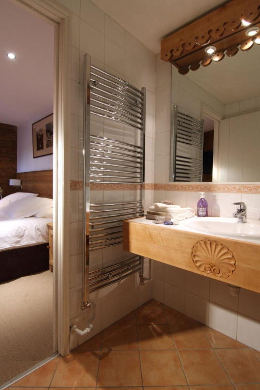 Snow Lodge Hotel Courchevel 1850