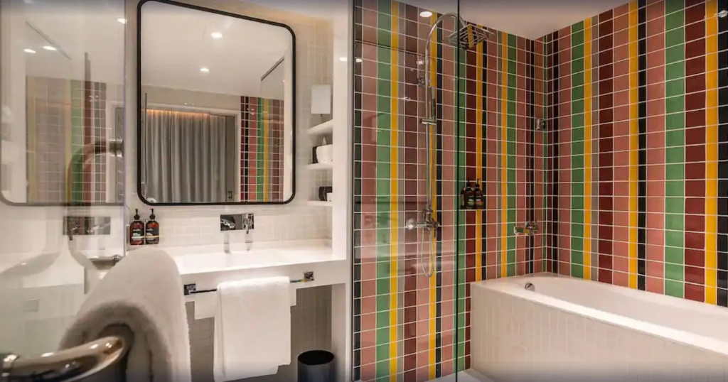Studio One Hotel