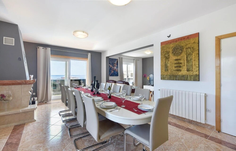 Nice Home in Podstrana With Wifi and 2 Bedrooms