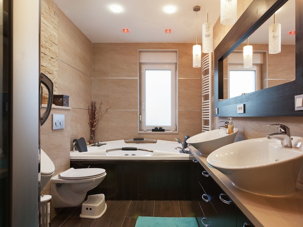 Modern Holiday Home at Podstrana with Hot Tub & Sauna