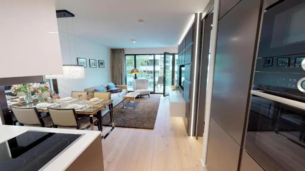 White Pearl Apartment 1.13