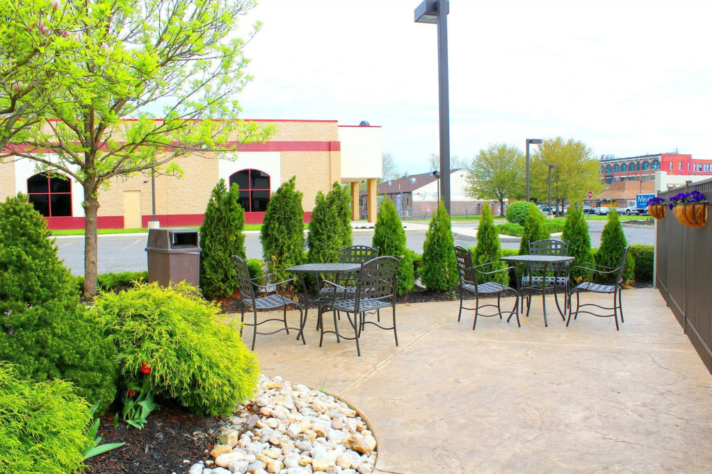 Quality Inn & Suites NJ State Capital Area