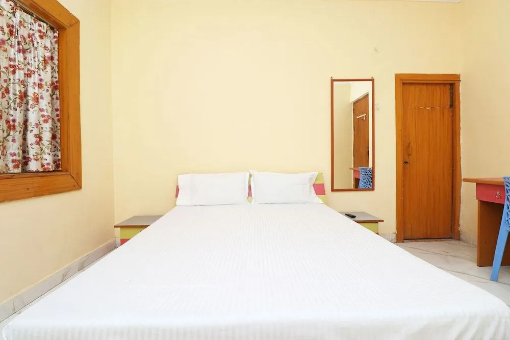 SPOT ON 36067 Hotel Shakira