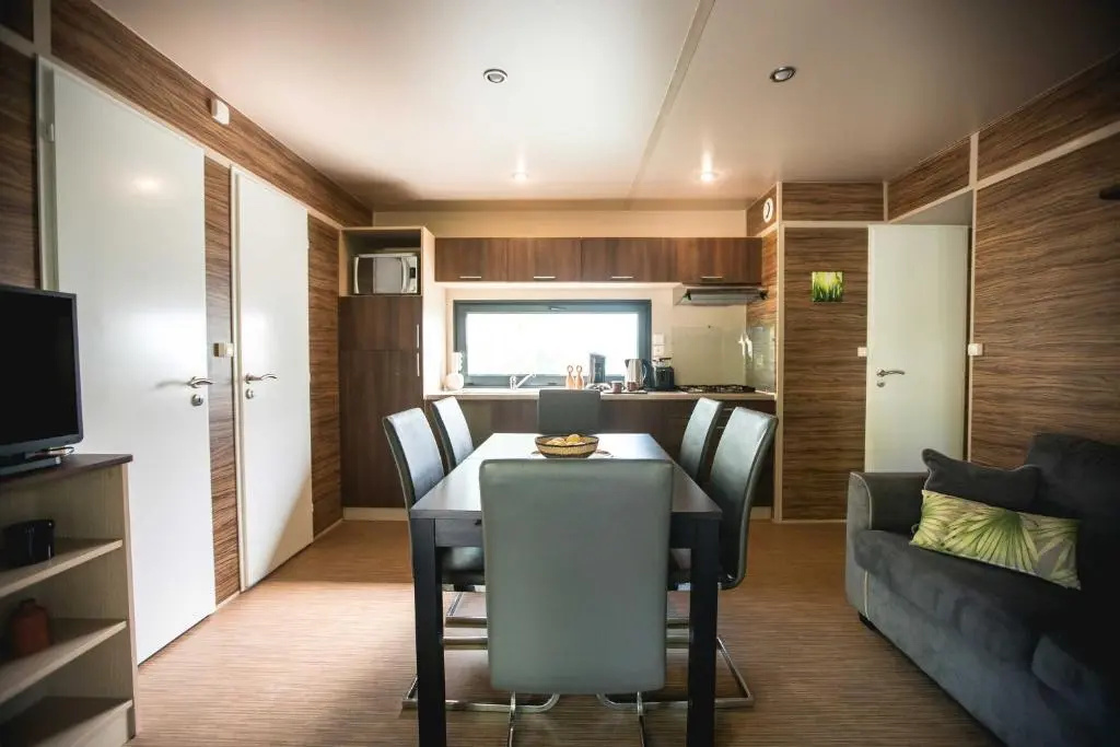 Nova Lodges