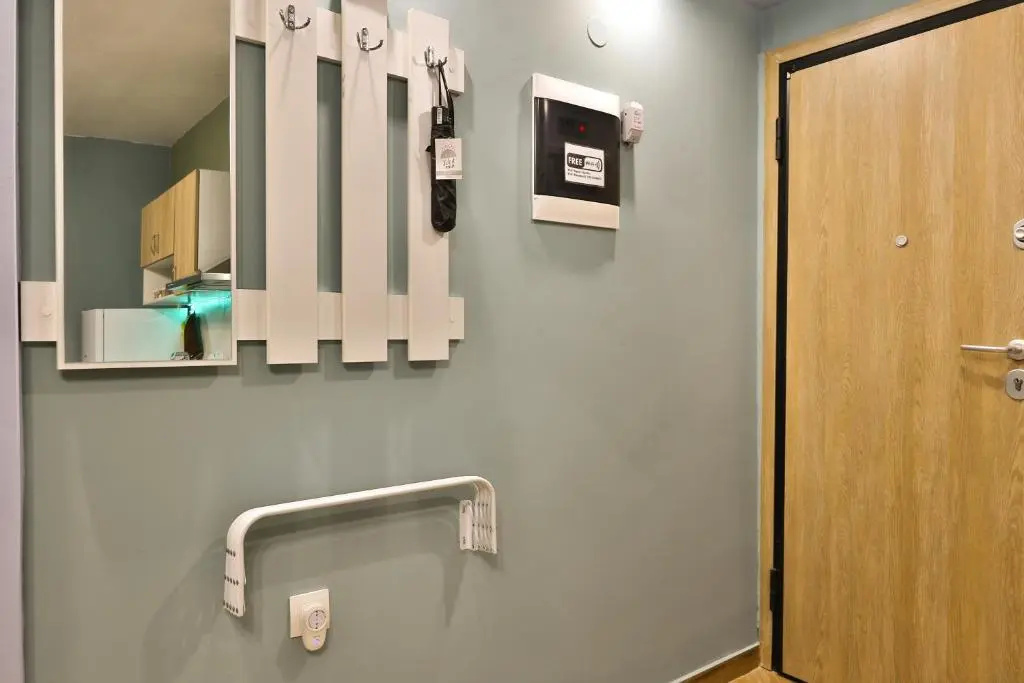 Apollo 4 - Luxury Apartment (City Center Studio)