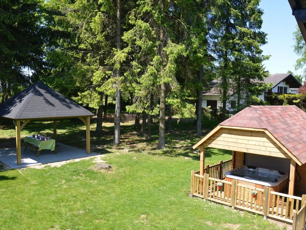 Modern Chalet with Wellness Facilities