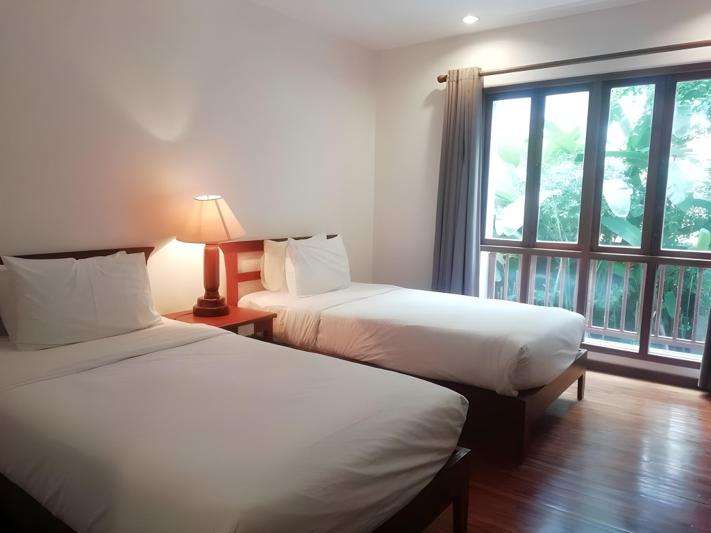 Riverhouse Resort