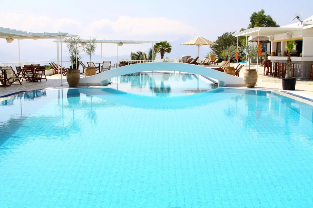 Aegialis Hotel & Spa