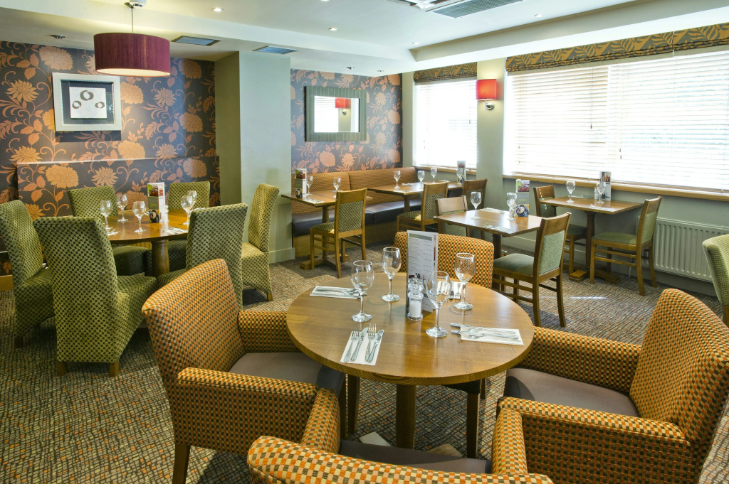 Premier Inn Glasgow City - George Square