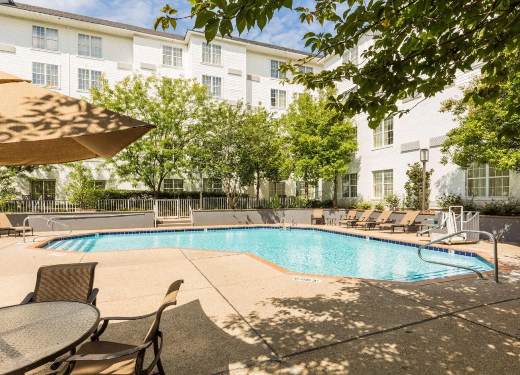 DoubleTree by Hilton Raleigh Durham Airport at Research Triangle Park