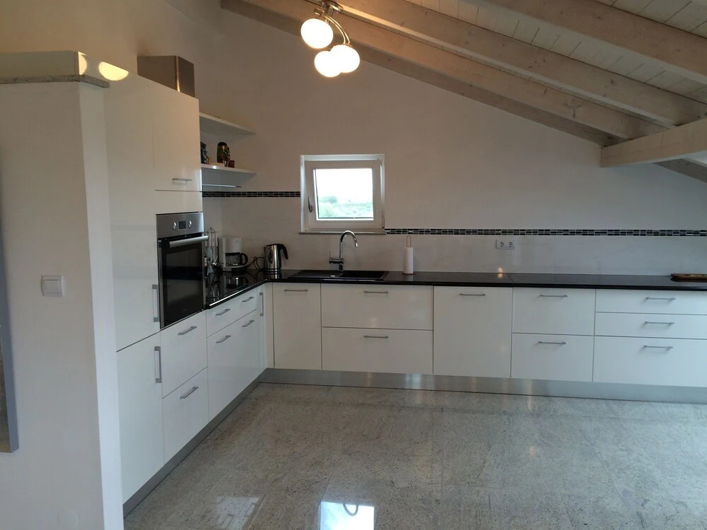 Villa Bachelor