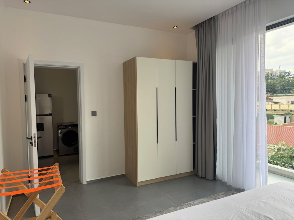 Omica 1 Residence