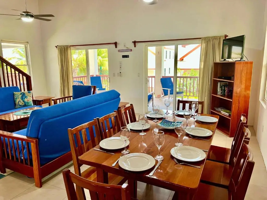 VeLento Oceanfront Penthouse #1