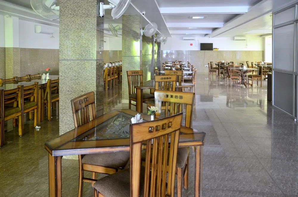 Collection O 4731 Hotel Surya Continental