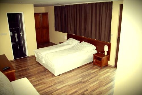 Komhotel