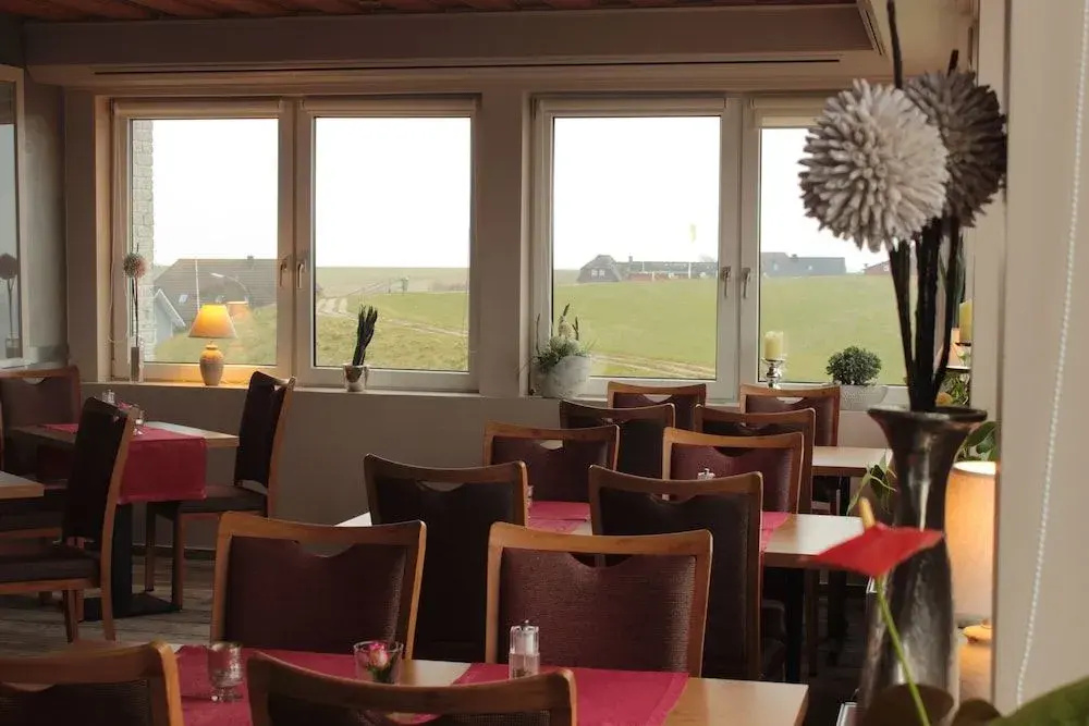 Strandhotel Dagebüll direkt an der Nordsee mit Restaurant