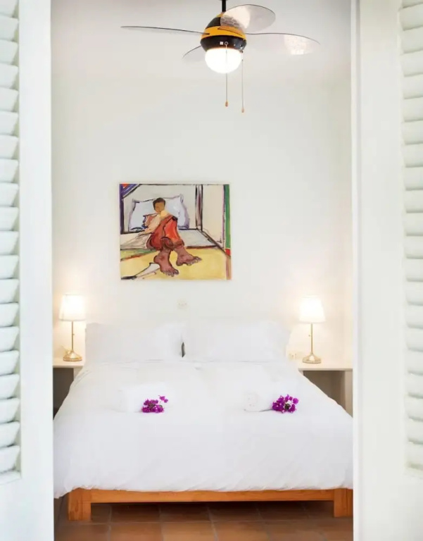 Villa Flora in Paxi With 4 Bedrooms and 4 Bathrooms