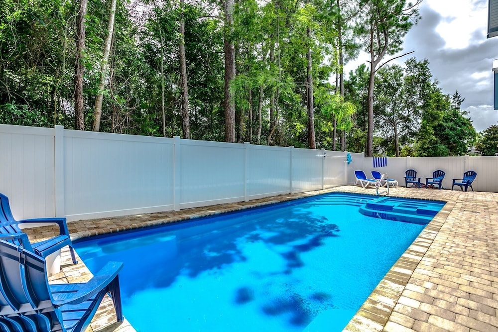 Together Resorts Cherry Grove Resort at Hunter 1022