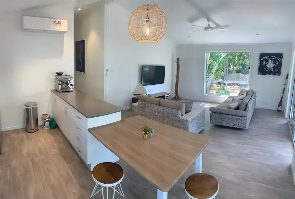 The Little Tropicana