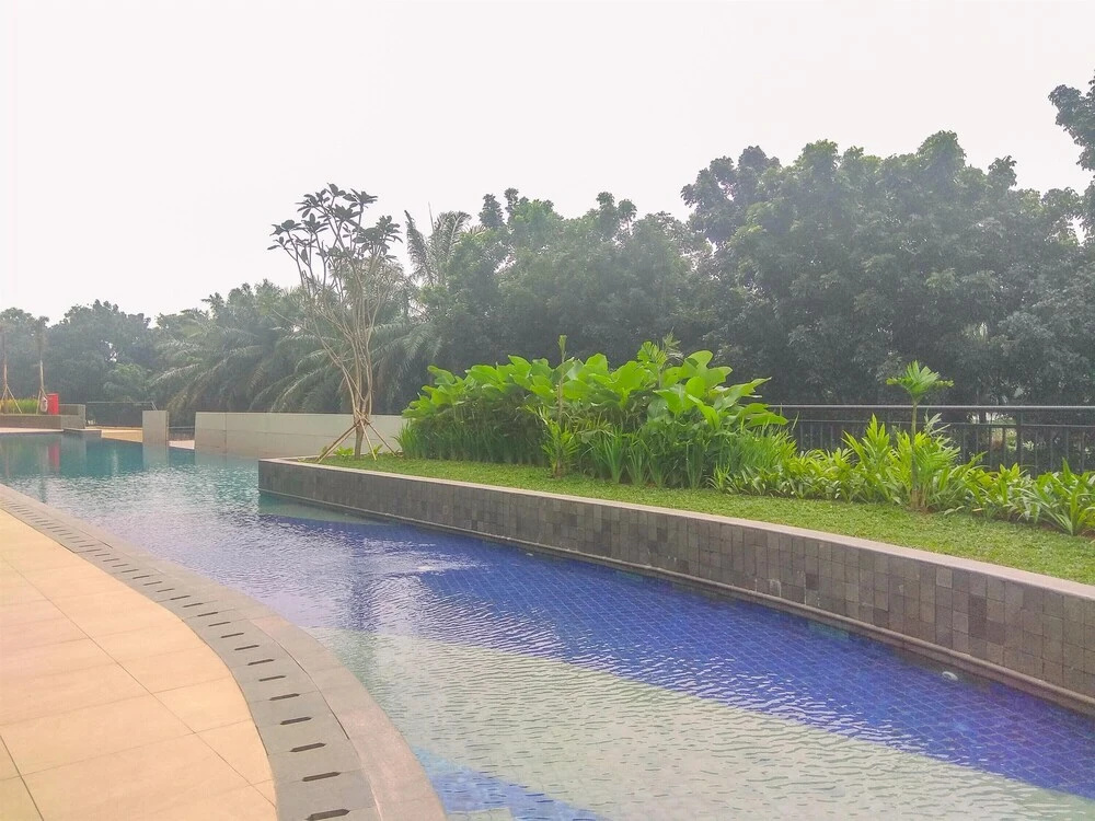 Modern Look And Comfy 2Br Transpark Cibubur Apartment