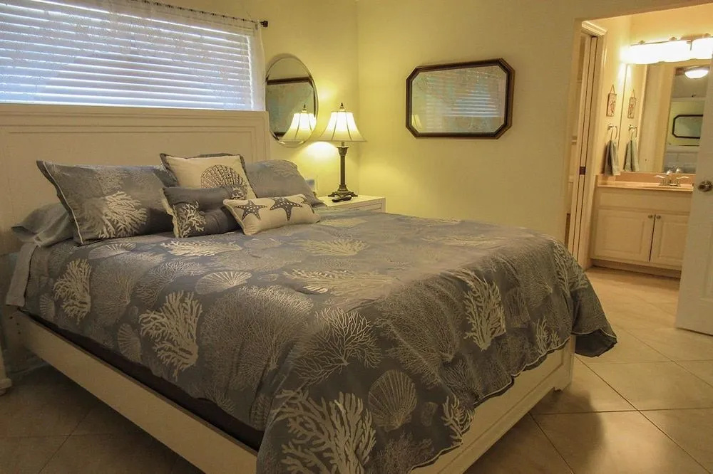 Estero Yacht & Racquet 123 1 Bedroom 2 Bathrooms Condo