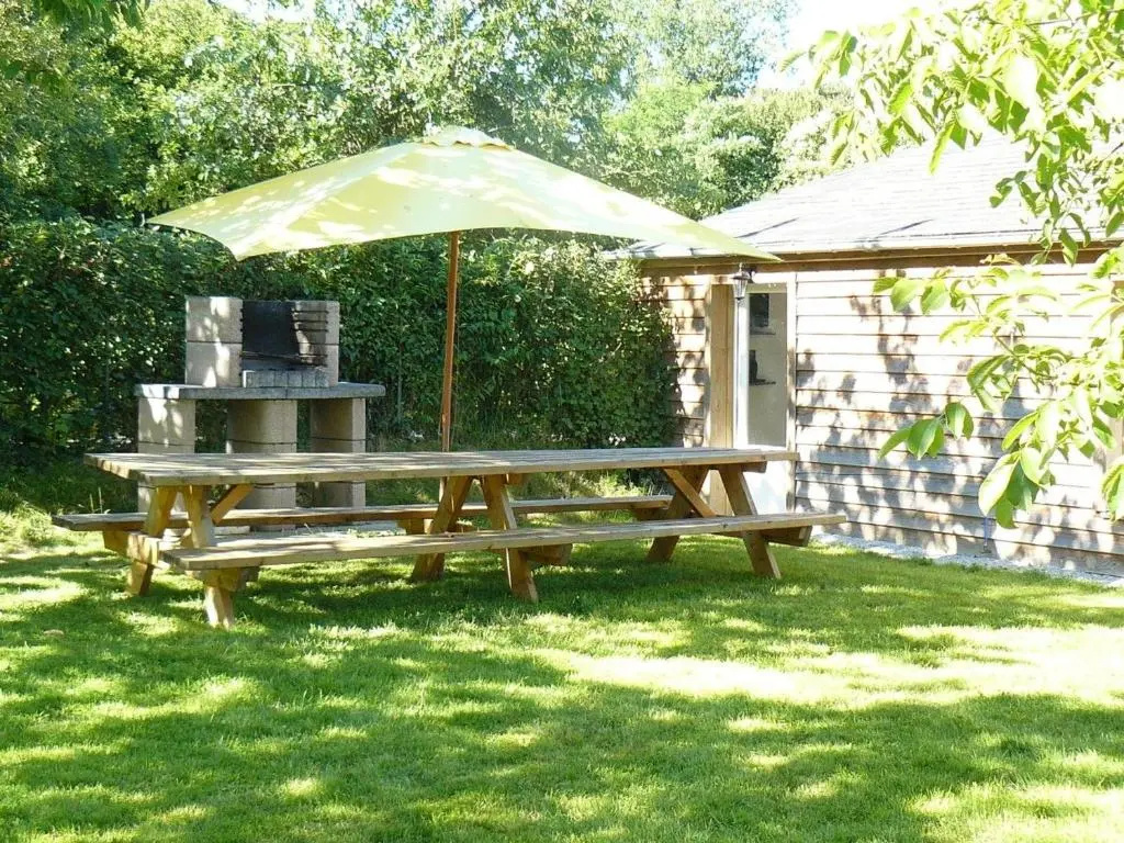 Gîte de charme Alpes Mancelles: confort, nature, activités plein air, 50% remise canoë-kayak - FR-1-410-224
