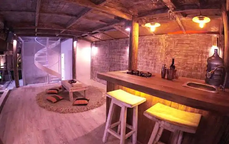 PROMO! Private Vacation Rental Villa Pool & Jacuzzi, 4 Bedrooms 4 Bathrooms