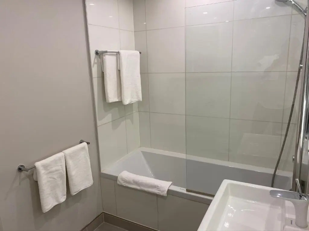 Axiom Park Hotel