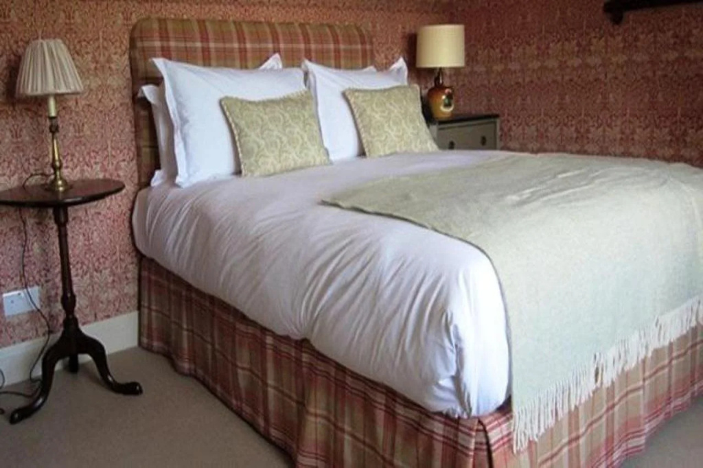 The Loch Lomond Arms Hotel
