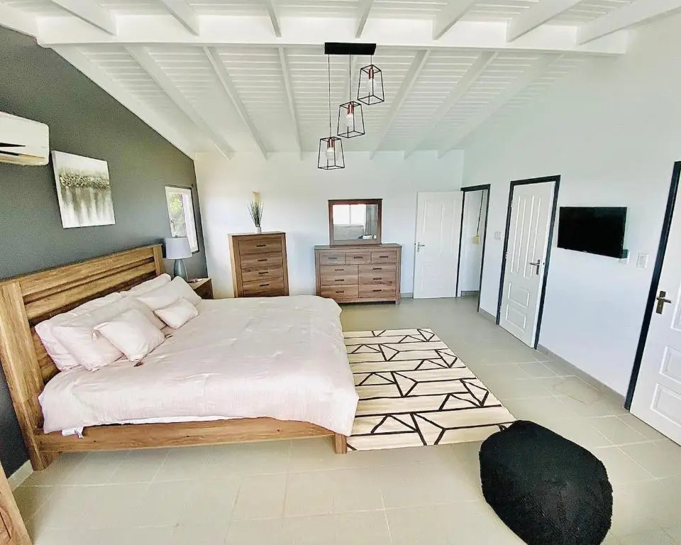 SXM King Size Villa with 4 Rooms and 4 Bathrooms