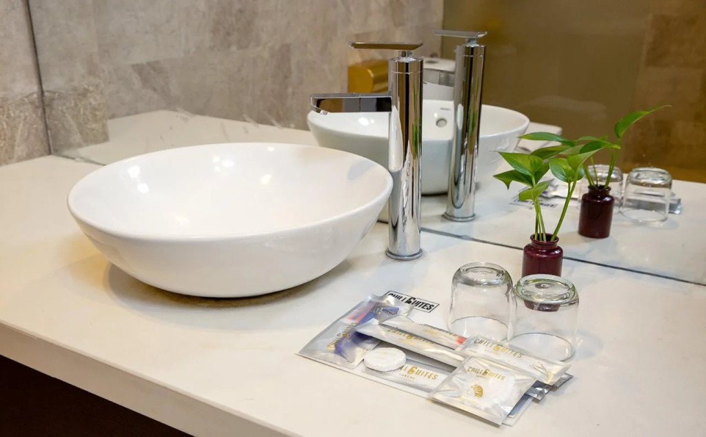 Chill Suites Danang Beach Hotel