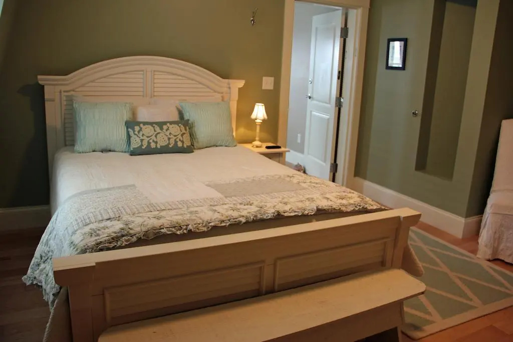 Atlantic House Inn