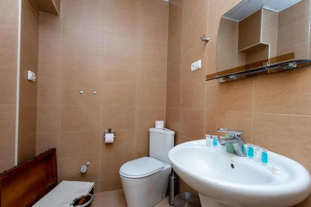 Cozy 2 Bedroom Apartment In The Center of Tbilisi