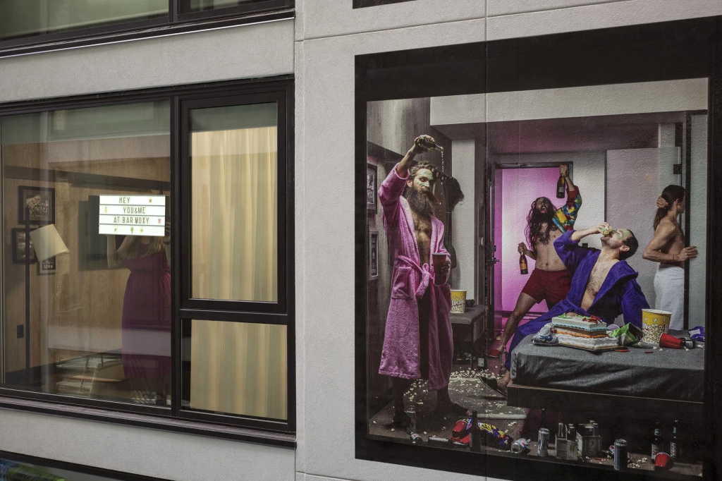 Moxy Chicago Downtown