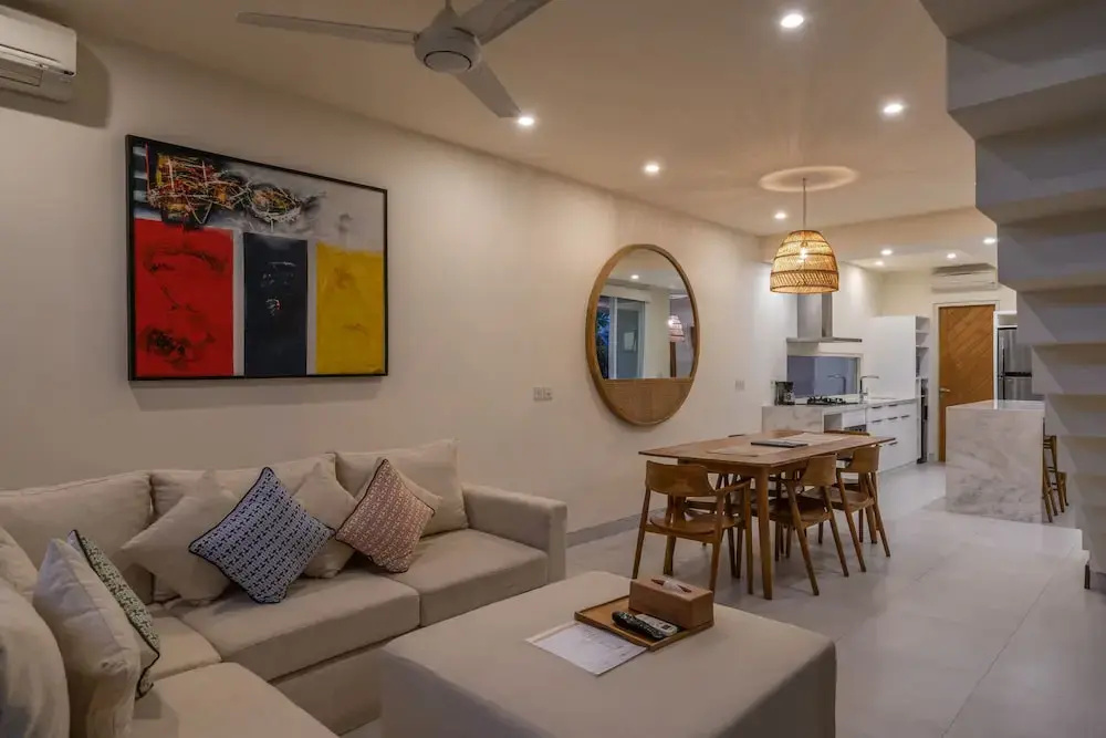 Villa Nestor - New Contemporary 3bd villa next to the Beach