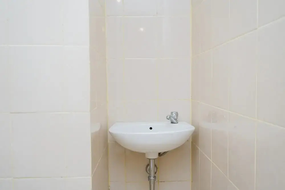 Homey And Simply 2Br At Serpong Greenview Apartment