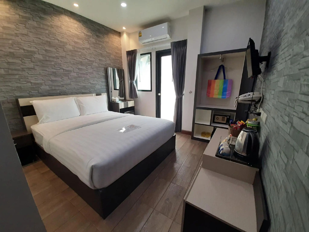 Rainbow Sky Hotel Samet